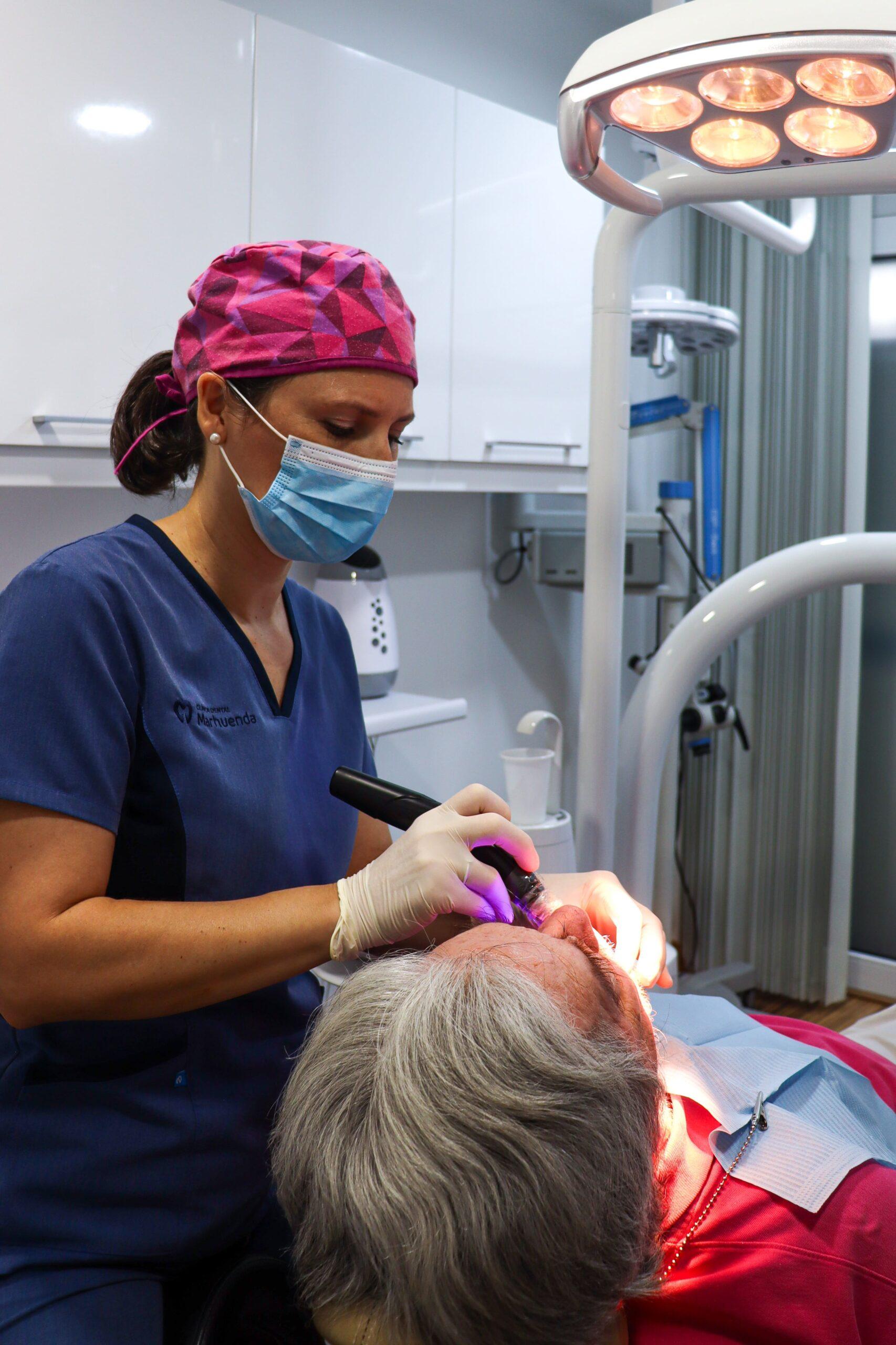 implantes MARHUENDA