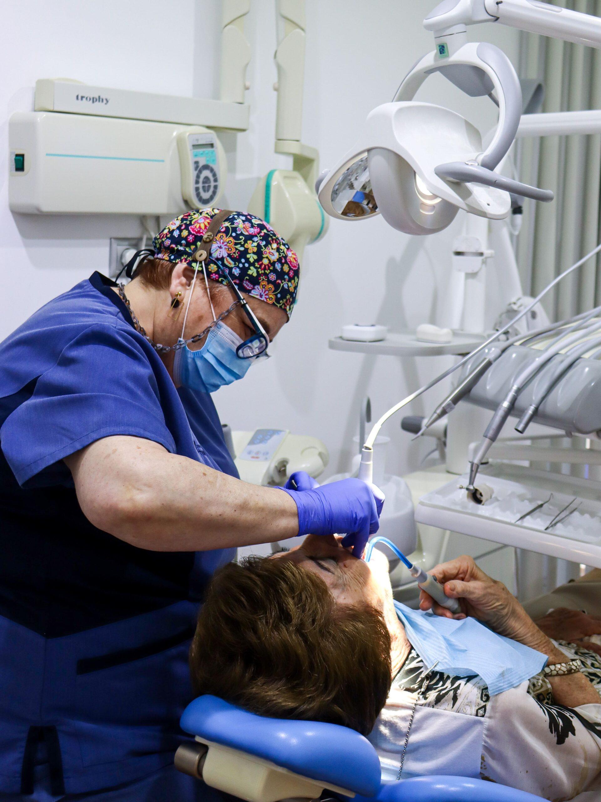 implantes MARHUENDA